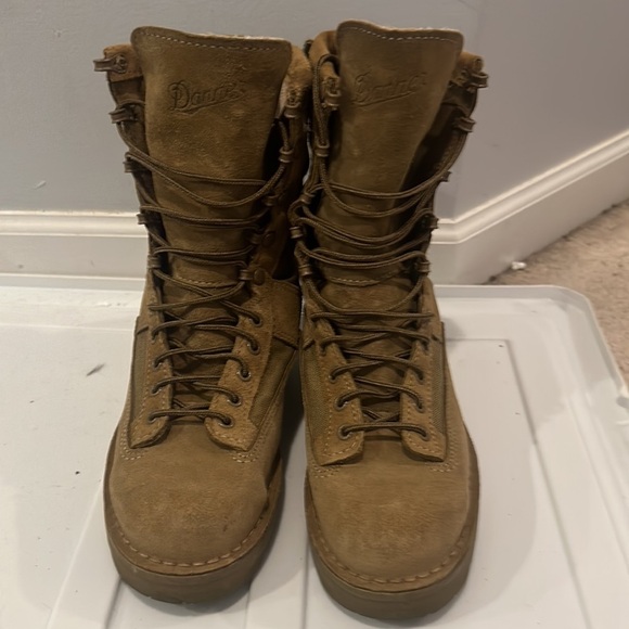New Danner Military Boots USA made 🇺🇸 Vibram tactical boots HTF Portland Or. - Picture 2 of 6